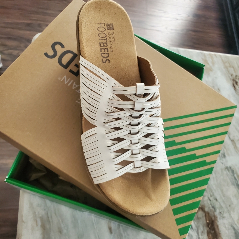 White mountain sandals - Picture 3 of 5